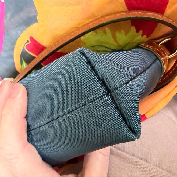 Dooney & Bourke Classic Navy Blue Crossbody Bag - Picture 12 of 15